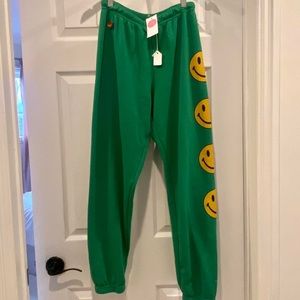 BRAND NEW Aviator Nation Kelly Green Smiley sweatpants, size medium